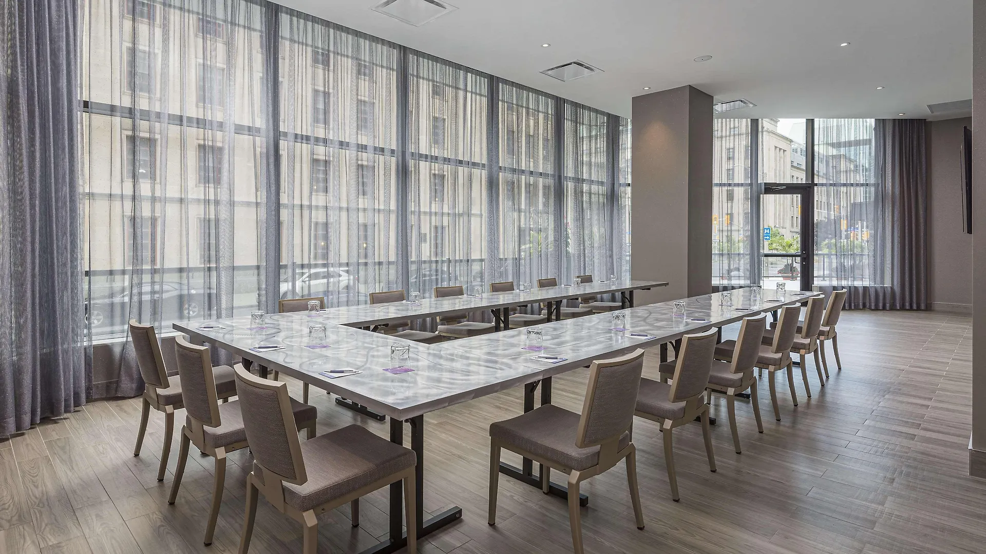 Homewood Suites By Hilton Ottawa Downtown Hotel